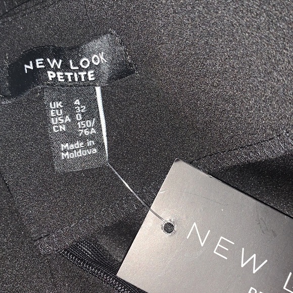 NEW LOOK PETITE BRAND NEW WITH TAGS SIZE 0 GORGEOUS JET BLACK JUMPSUIT - Picture 12 of 13